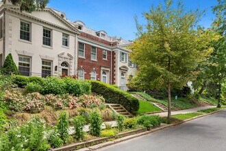 2933 28th St NW in Washington, DC - Building Photo - Building Photo