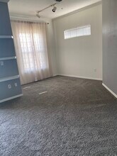 8367 38th Street Cir E, Unit 105 in Sarasota, FL - Foto de edificio - Building Photo