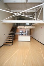 300 Tijeras Ave NE, Unit 402 in Albuquerque, NM - Foto de edificio - Building Photo