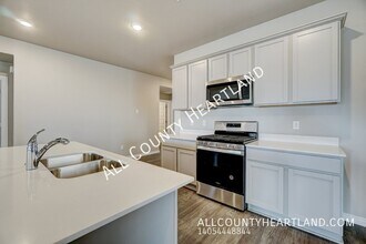 10512 NW 26th St in Yukon, OK - Building Photo - Building Photo