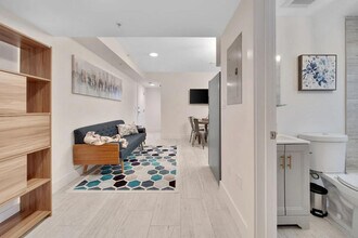 1434 SW 22nd Ave in Miami, FL - Building Photo - Building Photo