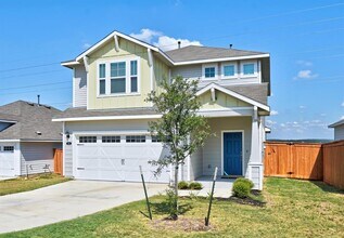 143 Spiny Lizard Ln in San Marcos, TX - Building Photo - Building Photo