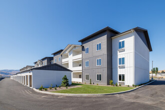 Gateway Apartments in East Wenatchee, WA - Foto de edificio - Building Photo