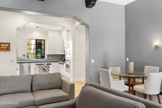 18650 N Thompson Peak Pkwy in Scottsdale, AZ - Building Photo - Building Photo