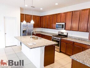 8225 Summerlake Groves St in Winter Garden, FL - Building Photo - Building Photo