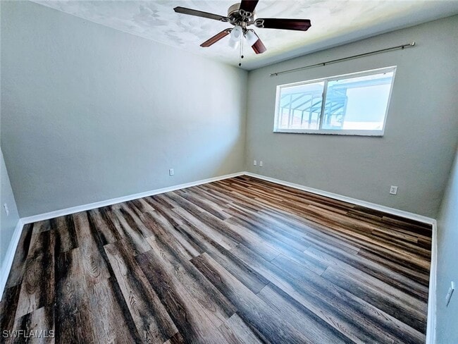 property at 2831 SW 32nd St