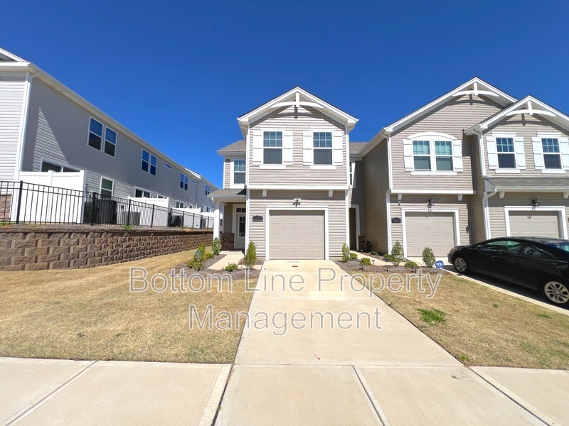4424 Iron Oak Ln in Charlotte, NC - Building Photo