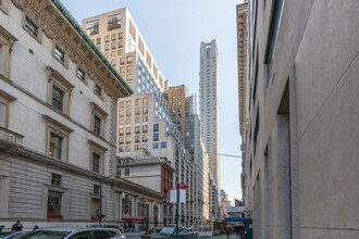 520 Park Ave in New York, NY - Foto de edificio - Building Photo