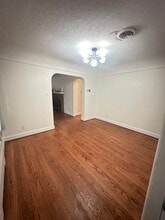 475 E Bayview Blvd in Norfolk, VA - Building Photo - Building Photo