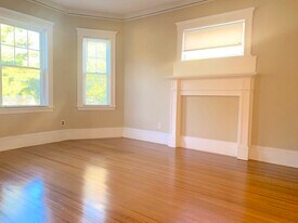 86 Highland Rd, Unit #3 in Brookline, MA - Building Photo