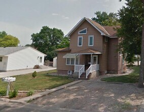 813 S Grand St in Aberdeen, SD - Building Photo - Building Photo