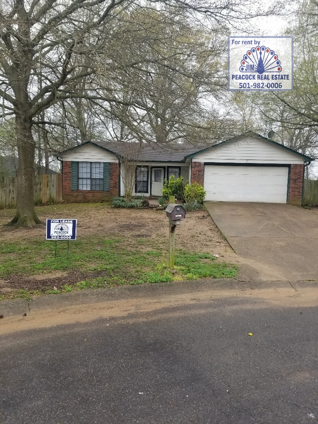 property at 20 Fieldcrest Ln