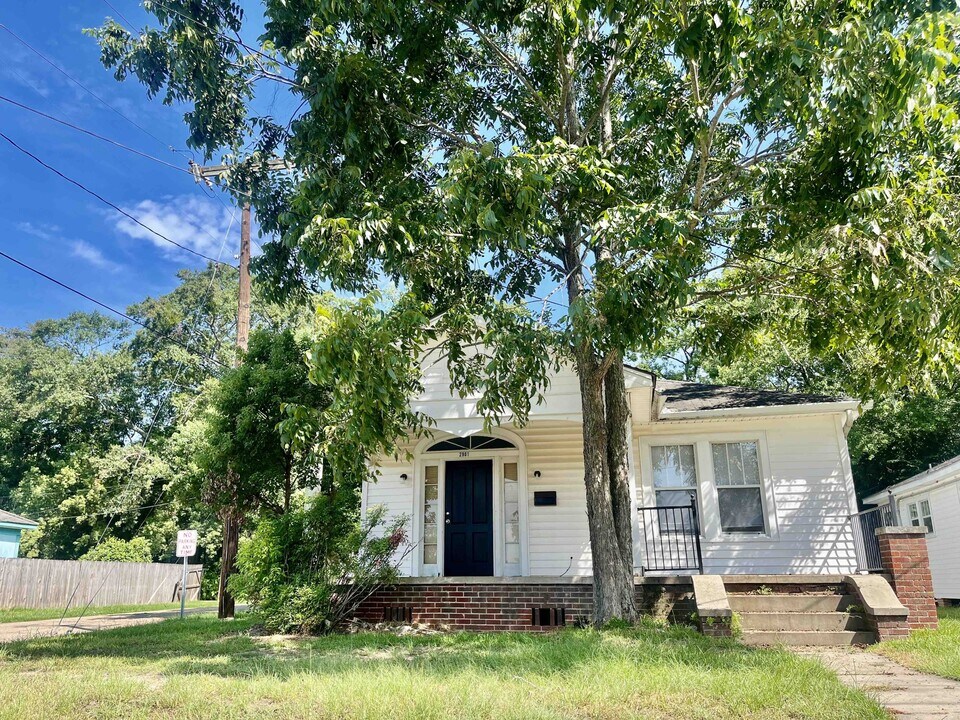 2901 North Blvd in Baton Rouge, LA - Building Photo