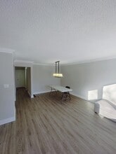972 Killarney Crescent in Kingston, ON - Building Photo - Building Photo