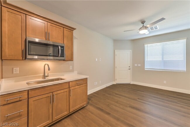 property at 497 Chestnut Falcon Ave