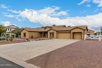 9768 W Prospector Dr in Queen Creek, AZ - Building Photo - Building Photo