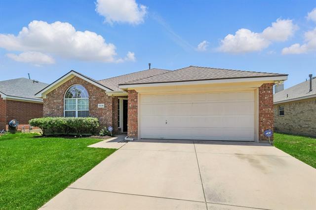 8436 Prairie Fire Dr in Fort Worth, TX - Building Photo - Building Photo