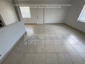 3641 - 3665 NE 1st Ave in Fort Lauderdale, FL - Building Photo - Interior Photo