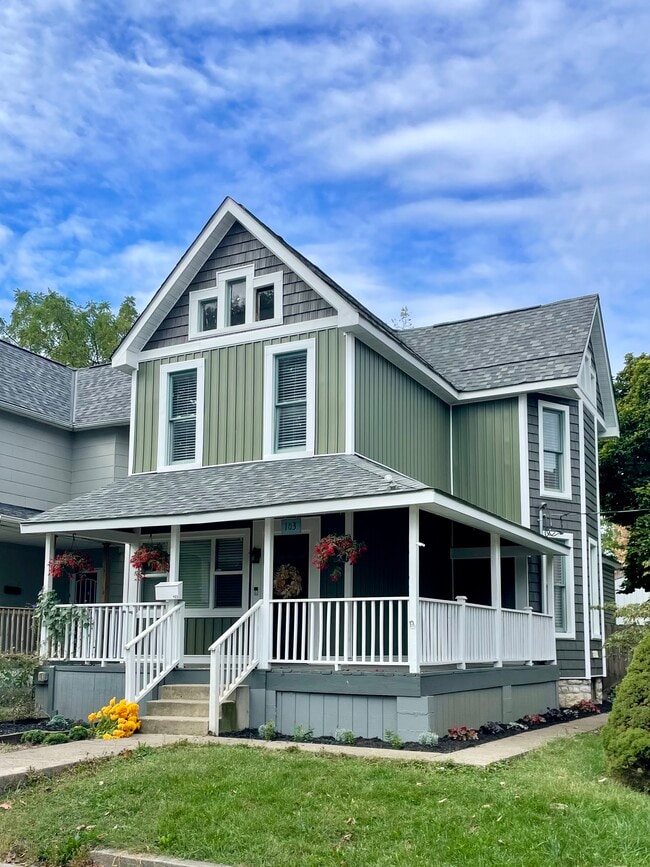 property at 103 W Park Ave