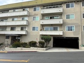 1600 Ardmore Ave, Unit 1600 Ardmore Avenue in Hermosa Beach, CA - Building Photo