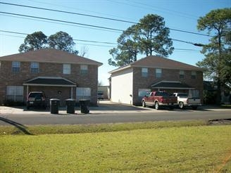 723 N 9th St in Nederland, TX - Building Photo - Building Photo