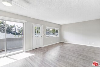 2512 Kansas Ave in Santa Monica, CA - Building Photo - Building Photo