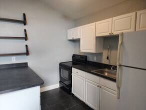 5632 Pinerock Rd in Orlando, FL - Building Photo - Building Photo