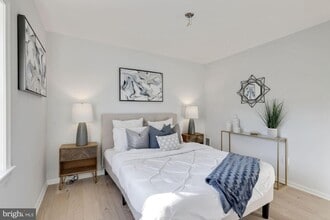 4940 Bradley Blvd in Chevy Chase, MD - Building Photo - Building Photo