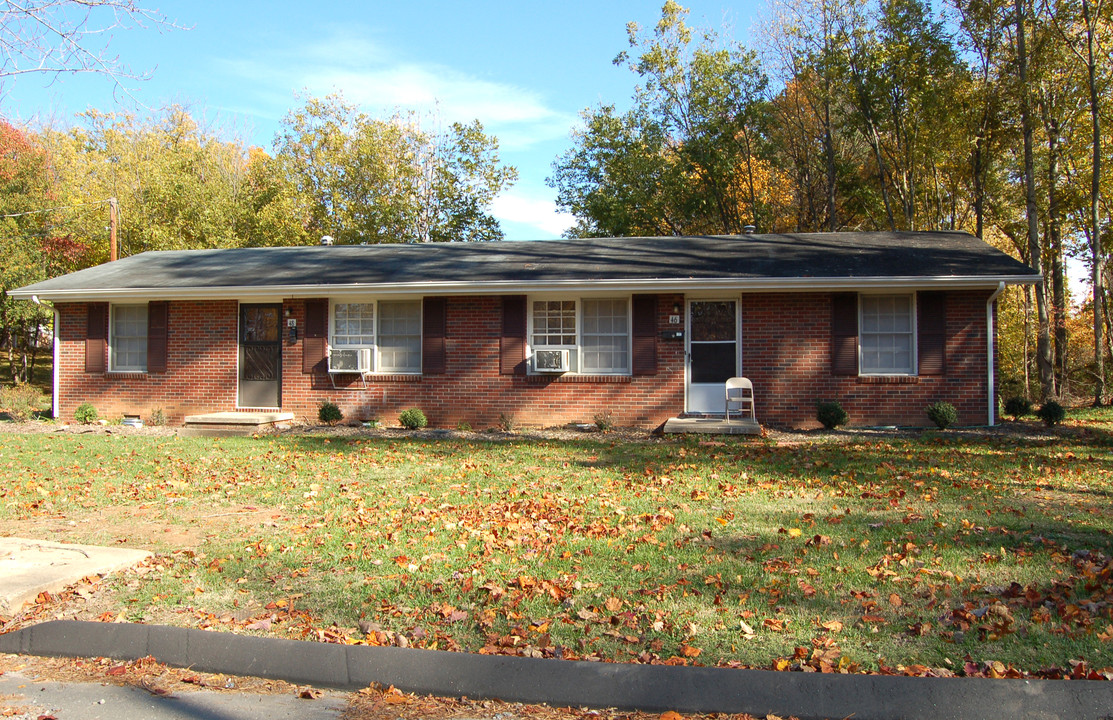 46 NW 19th St in Hickory, NC - Building Photo