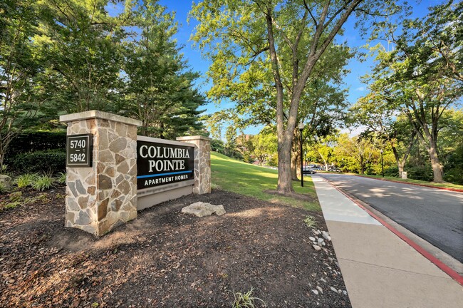 Columbia Pointe in Columbia, MD - Building Photo - Building Photo