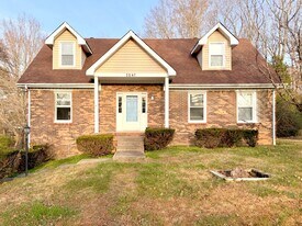 2247 Sweetbriar Dr in Clarksville, TN - Building Photo