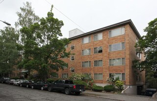Sheffield in Seattle, WA - Building Photo