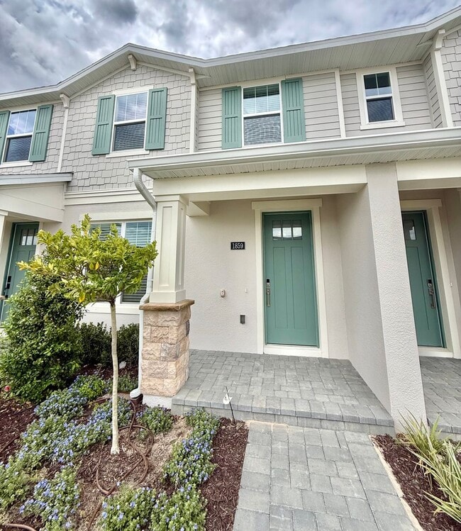 property at 1859 Pinecliff Dr