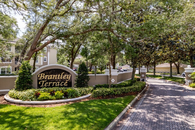 Brantley Terrace Condos in Altamonte Springs, FL - Building Photo - Building Photo