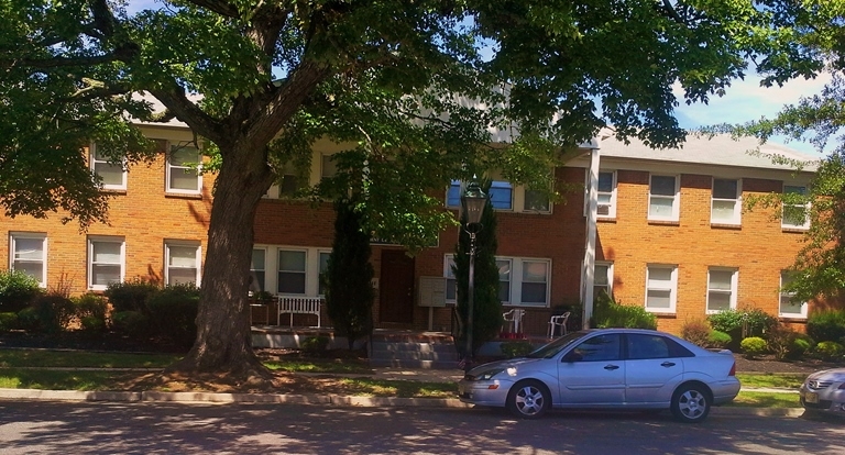 53 Egbert St in Pemberton, NJ - Foto de edificio