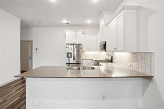 6441 Iron Horse Blvd in North Richland Hills, TX - Building Photo - Building Photo