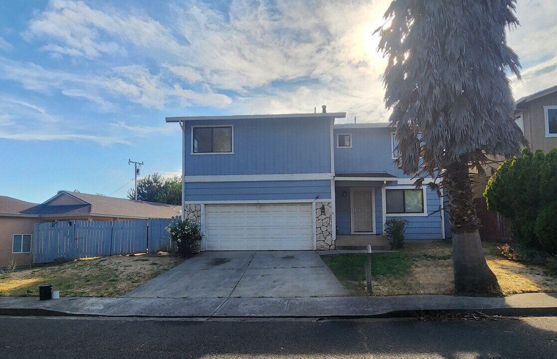 3 Greenfield Ct in Vallejo, CA - Foto de edificio