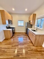 122 Chestnut St, Unit 1 in Lynn, MA - Building Photo