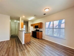 12307 Abney Dr in Austin, TX - Building Photo - Building Photo