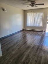 4470 E Pikes Peak Ave in Colorado Springs, CO - Building Photo - Building Photo
