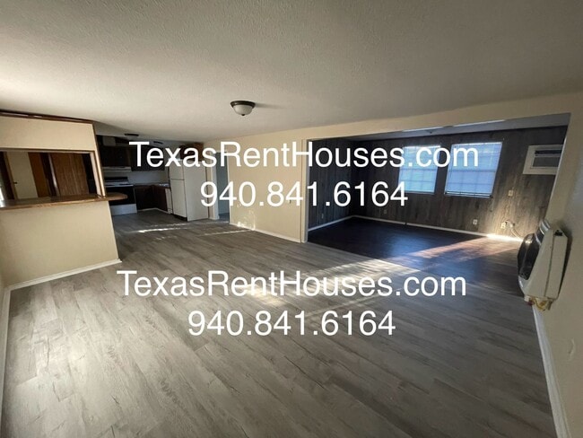 400 Ameron Rd in Burkburnett, TX - Foto de edificio - Building Photo