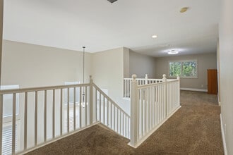 6687 Brook Falls Cir in Stockton, CA - Foto de edificio - Building Photo