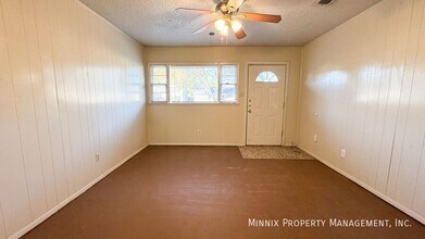 4411 45th St in Lubbock, TX - Foto de edificio - Building Photo