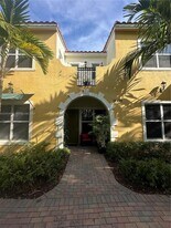 12470 NW 17th Ct in Pembroke Pines, FL - Building Photo