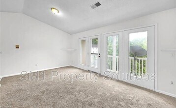 2328 W Vandalia Rd in Greensboro, NC - Building Photo - Building Photo