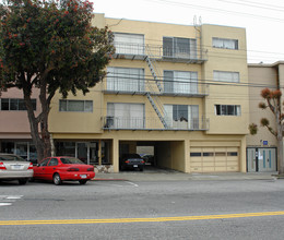 1835 Noriega St in San Francisco, CA - Building Photo - Building Photo