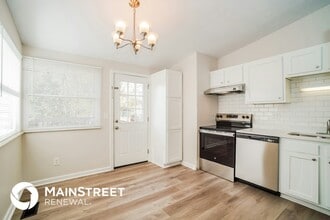 3017 Rumford Ct in Reynoldsburg, OH - Foto de edificio - Building Photo