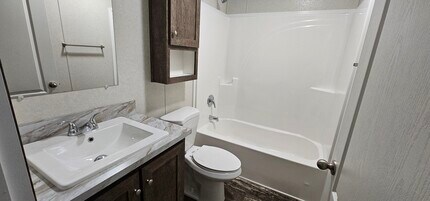 110 Mulberry in Belleville, MI - Building Photo - Building Photo
