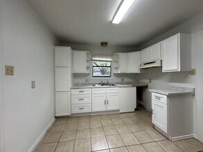 322 Wista Vista Dr in Richardson, TX - Building Photo - Building Photo