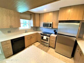 141 Aquarius Way in Cape Canaveral, FL - Building Photo - Building Photo